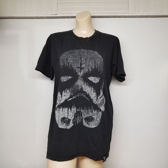 Abondon ship mens medium M black mallgoth short sleeve top
For reference:
Model - Picture 1 of 8